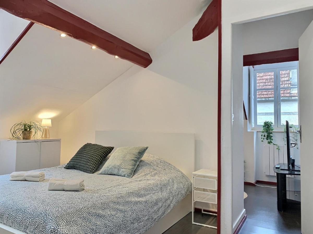 Wonderhost, Au Calme En Hypercentre Avec Parking Apartment Pau Exterior photo